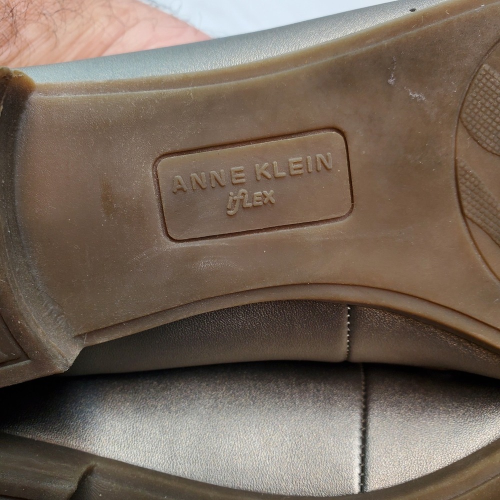 Anne Klein AK Flex Women's Size 9M Metallic Gold Loafers Dress Shoes - Picture 15 of 16